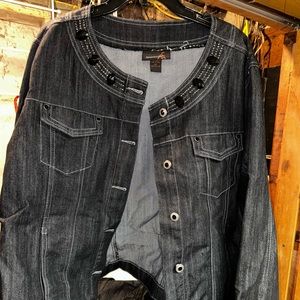 Jean jacket, smoke-free home pet free